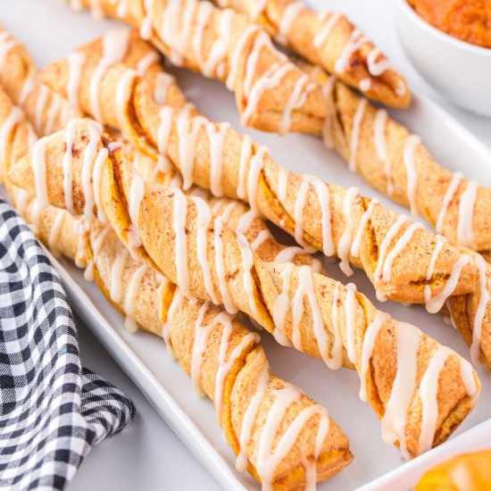 Air Fryer Pumpkin Pie Twists