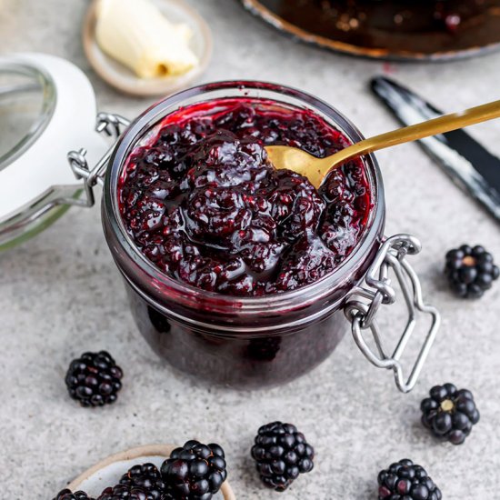 Wild blackberry jam (no pectin)