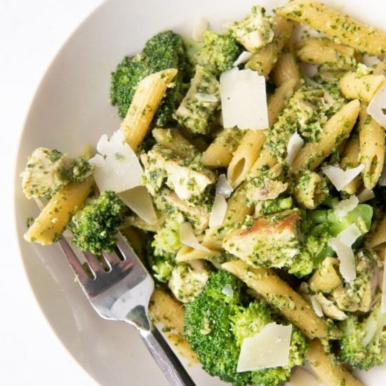 Kale Pesto Chicken Penne Pasta