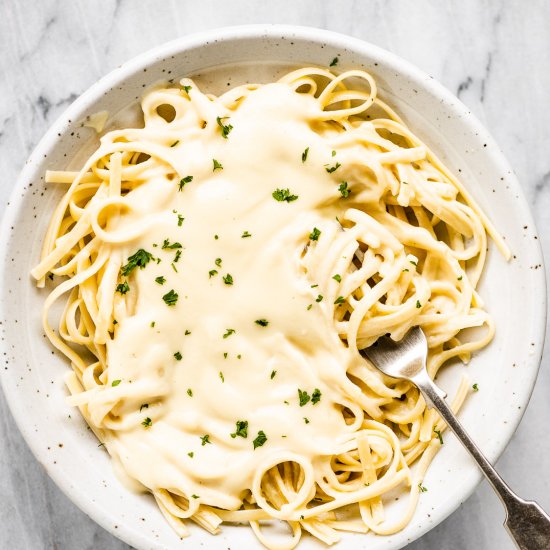 Vegan Cauliflower Alfredo Sauce