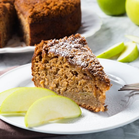 Spiced Apple Crumble Cake