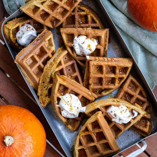 Easy Pumpkin Waffles