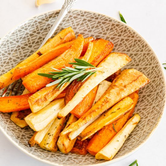 Vegan Roasted Carrots and Parsnips