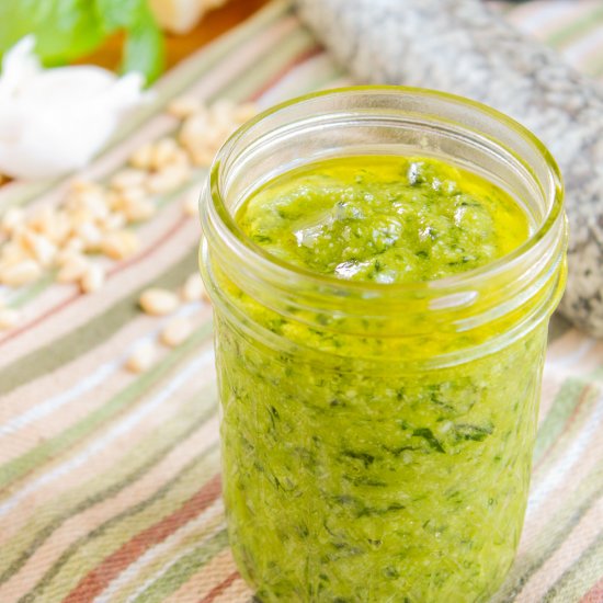 Authentic Italian Basil Pesto