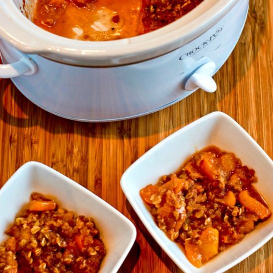 Slow Cooker Peach Crisp