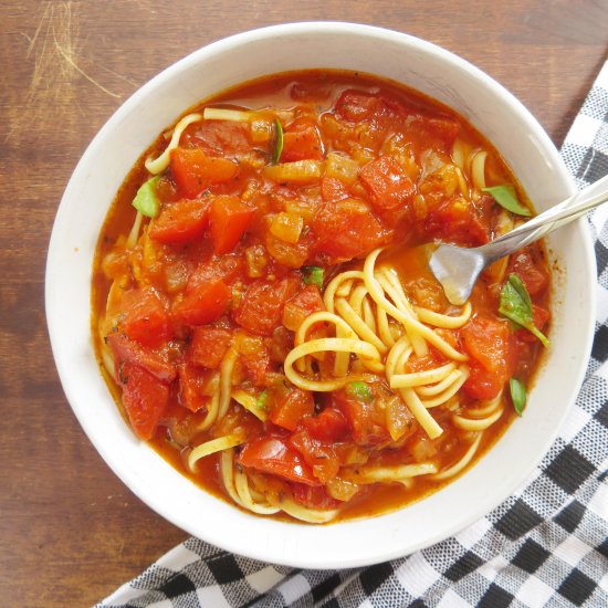 Tomato Sauce with Fresh Tomatoes