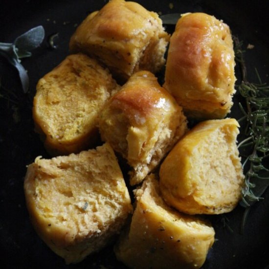 Sweet Potato Honey Butter Rolls