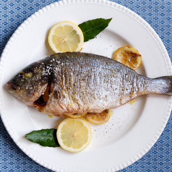 OVEN BAKED FISH WITH HERBS & LEMON