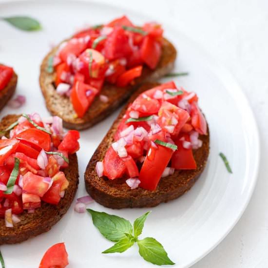 Tomato Basil Bruschetta