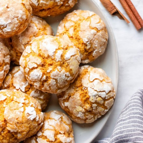 Vegan Pumpkin Crinkle Cookies