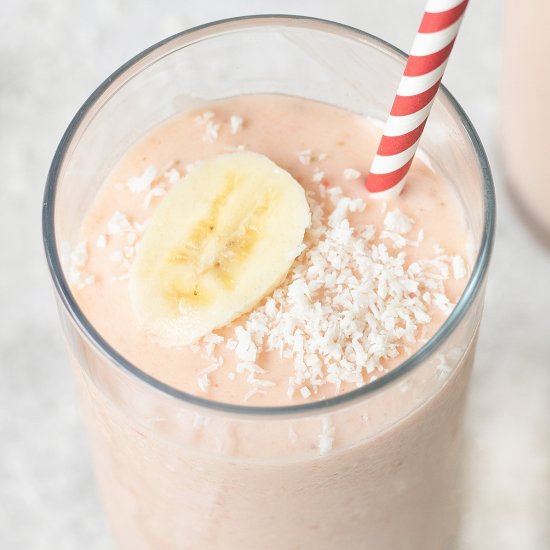 Greek yogurt smoothie