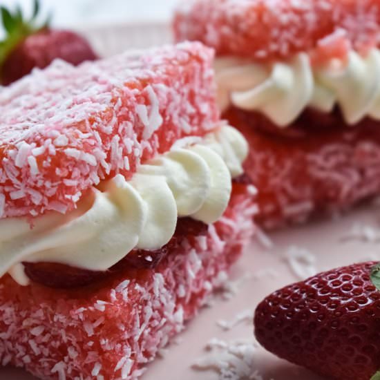 Strawberry Lamingtons