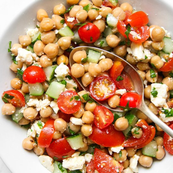 Easy Chickpea Salad