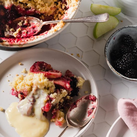 Classic Apple & Blackberry Crumble