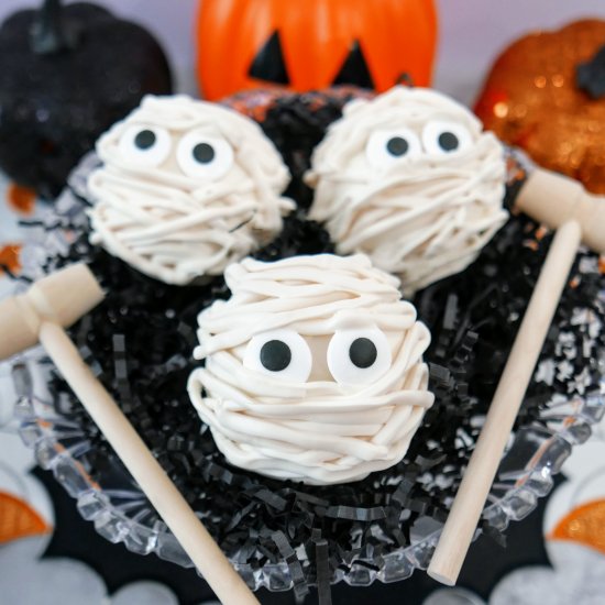 Halloween Mummy Candy Bombs