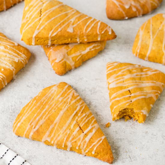 pumpkin scones with vanilla glaze