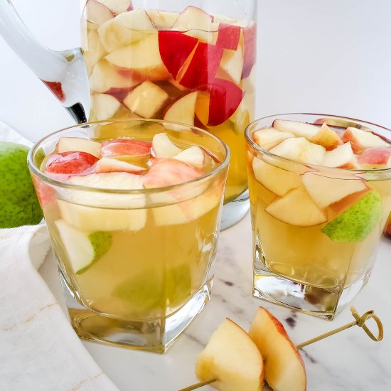 Caramel Apple Sangria