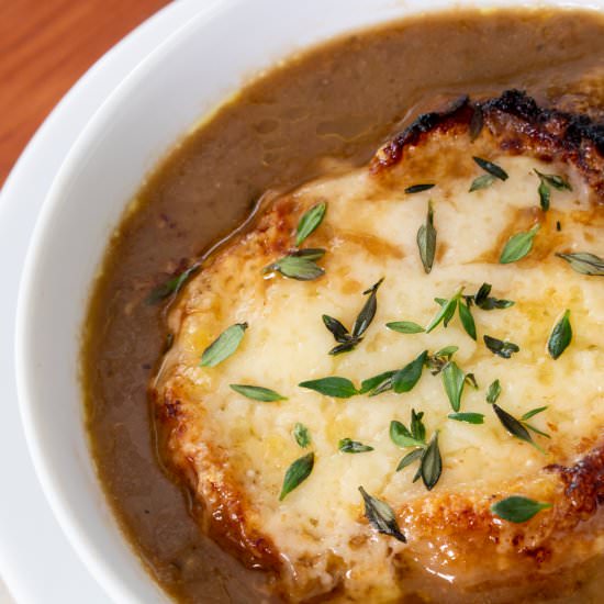 French Onion Soup with Roasted Pobl