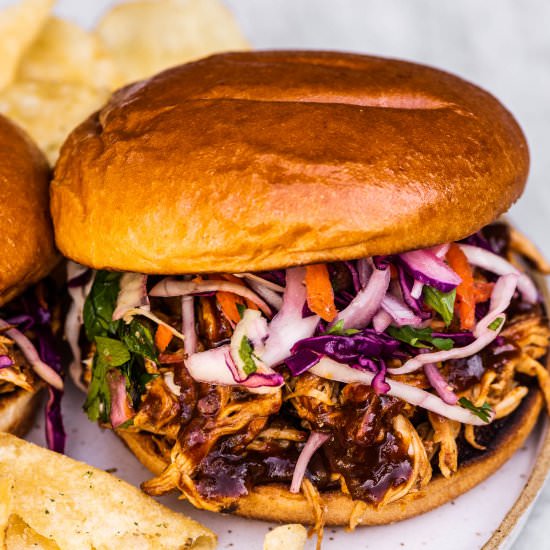 Pulled Chicken Sandwich