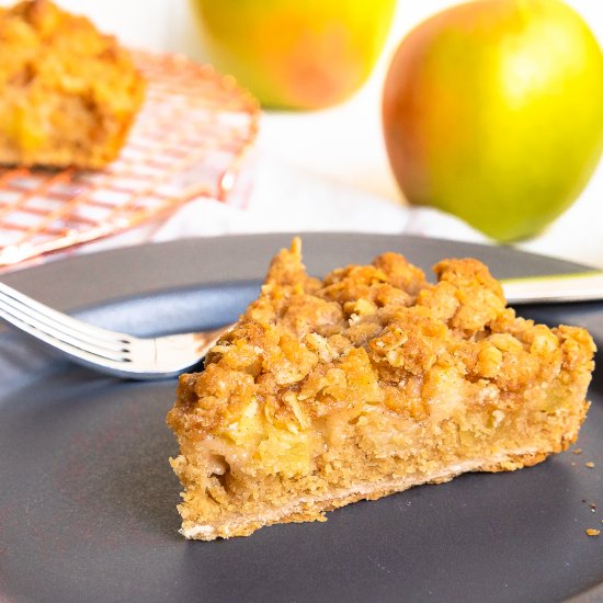 Apple Oatmeal Crumb Tarts