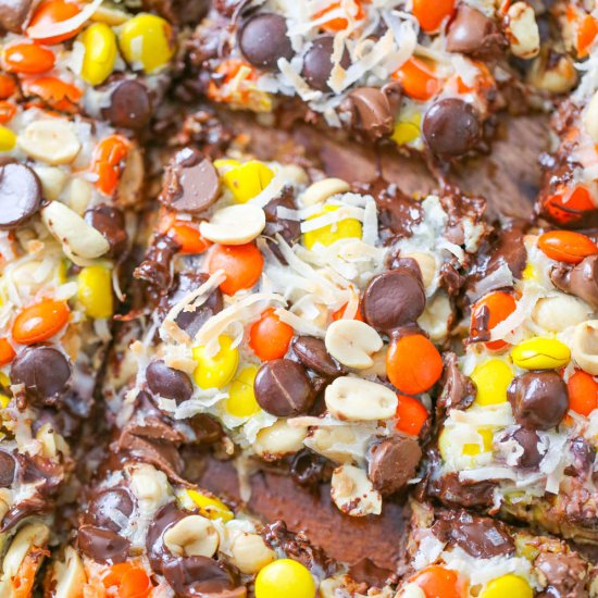 Reese’s Pieces Magic Bars