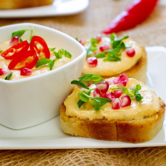 Crostini with pumpkin cream