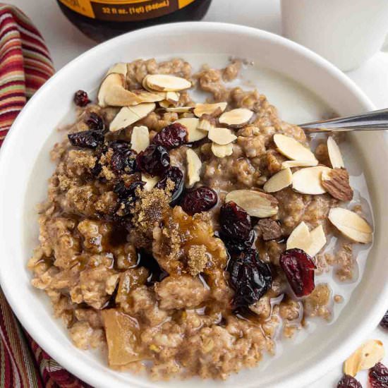 CROCK POT APPLE CINNAMON OATMEAL