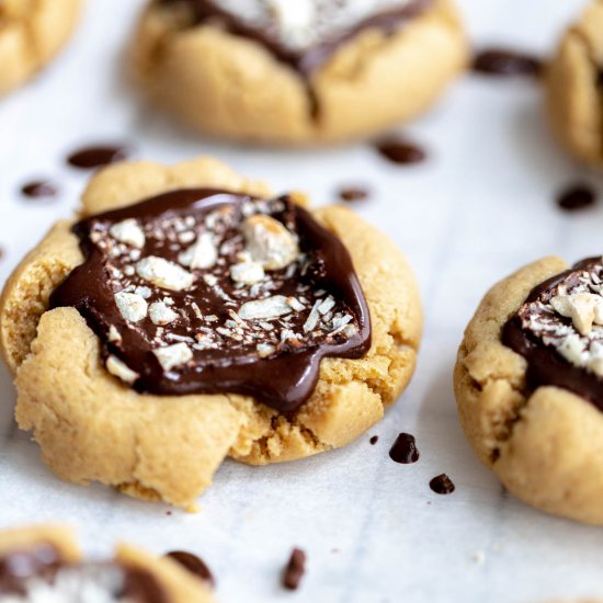 Dark Chocolate Lava Cookies