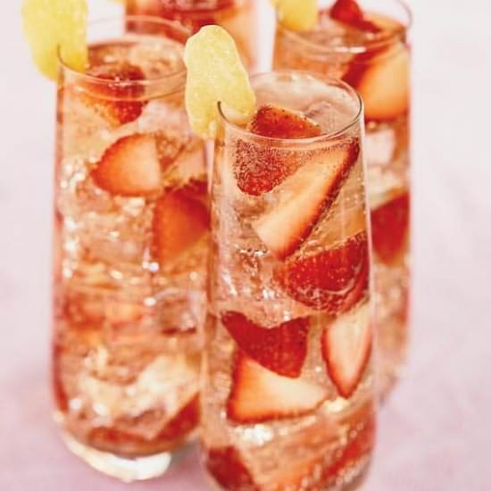 Strawberry Ginger Fizz