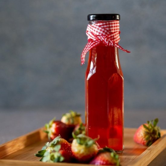 Strawberry Top Vinegar