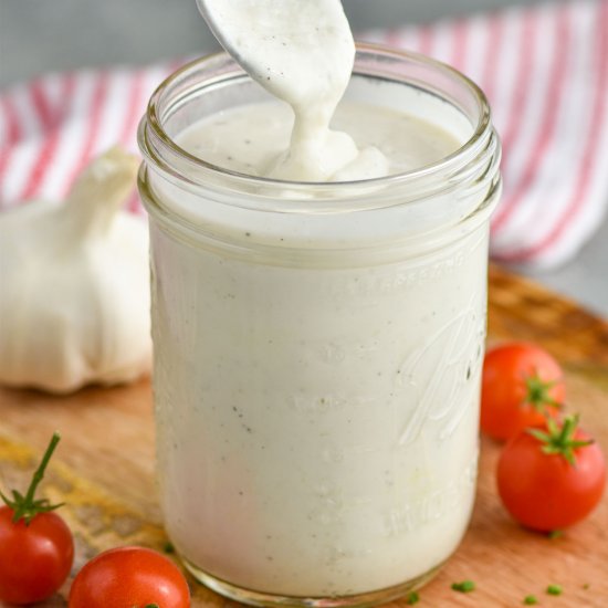 Creamy Garlic Dressing