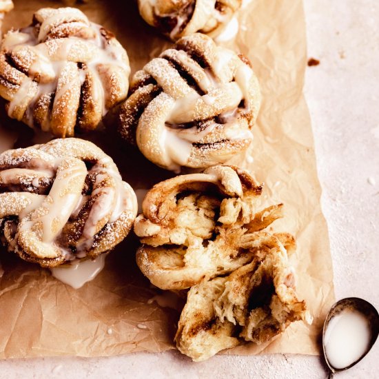 Gooey Twisted Cinnamon Rolls