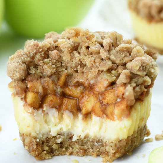 Apple Crisp Mini Cheesecakes