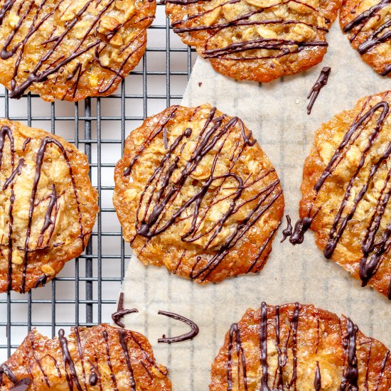 Chewy Caramel Oat Florentine Cookie