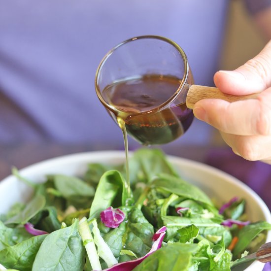 Balsamic vinaigrette dressing