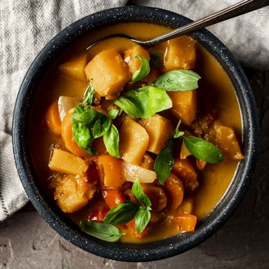 Spicy Thai Pumpkin Curry