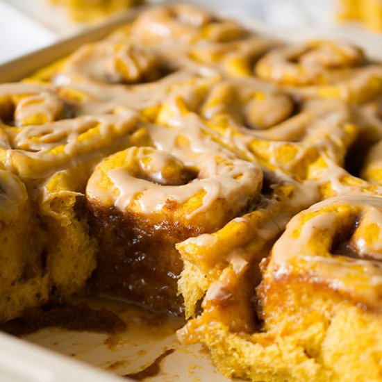 Pumpkin Spice Latte Sweet Rolls