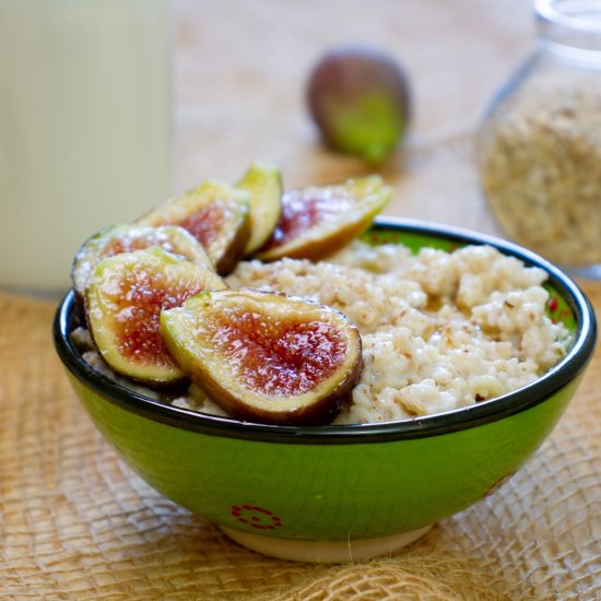 Oatmeal with figs