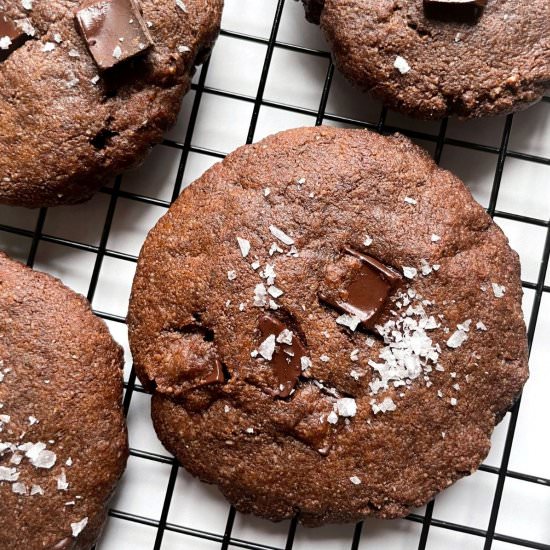 Vegan Double Chocolate Chip Cookies