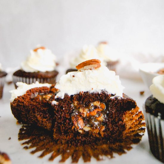 Chocolate Pecan Pie Cupcakes