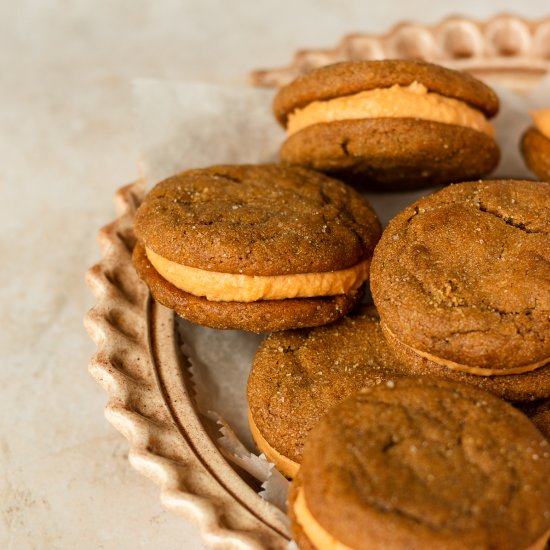 Molasses Pumpkin Sandwich Cookies