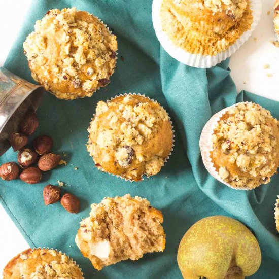 Pear Muffins with Hazelnut Crumble