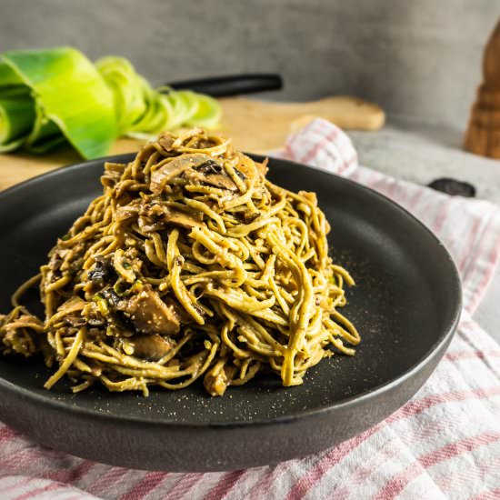 Creamy Mushroom and Leek Pasta