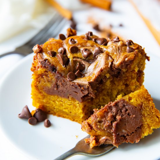 Chocolate Swirled Pumpkin Bars