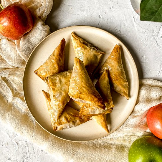 Apple Cinnamon Phyllo Turnovers