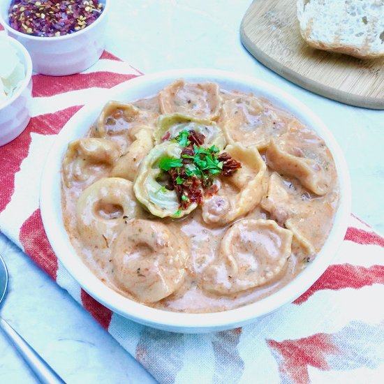 Sun Dried Tomato Tortellini Soup