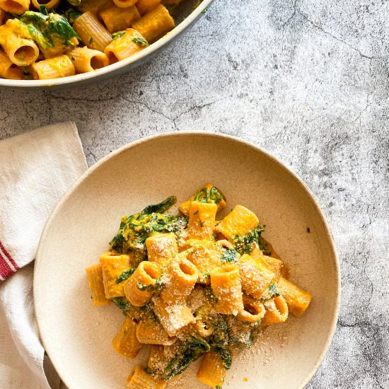 Creamy Roasted Red Pepper Pasta