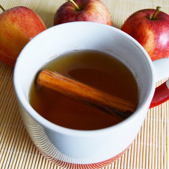 Homemade Hot Apple Cider