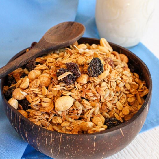 Easy gluten free granola