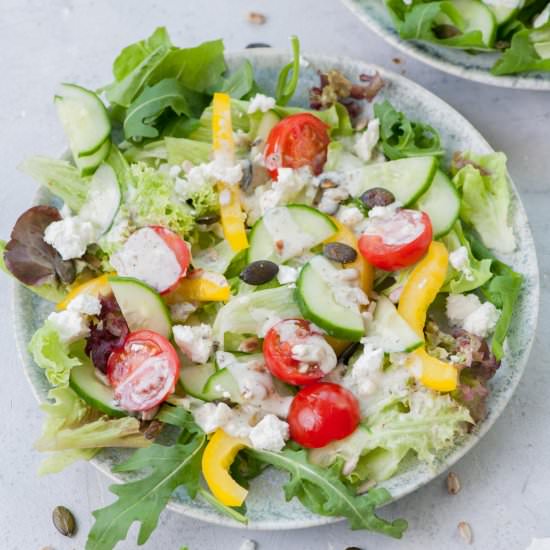 salad with yogurt dressing